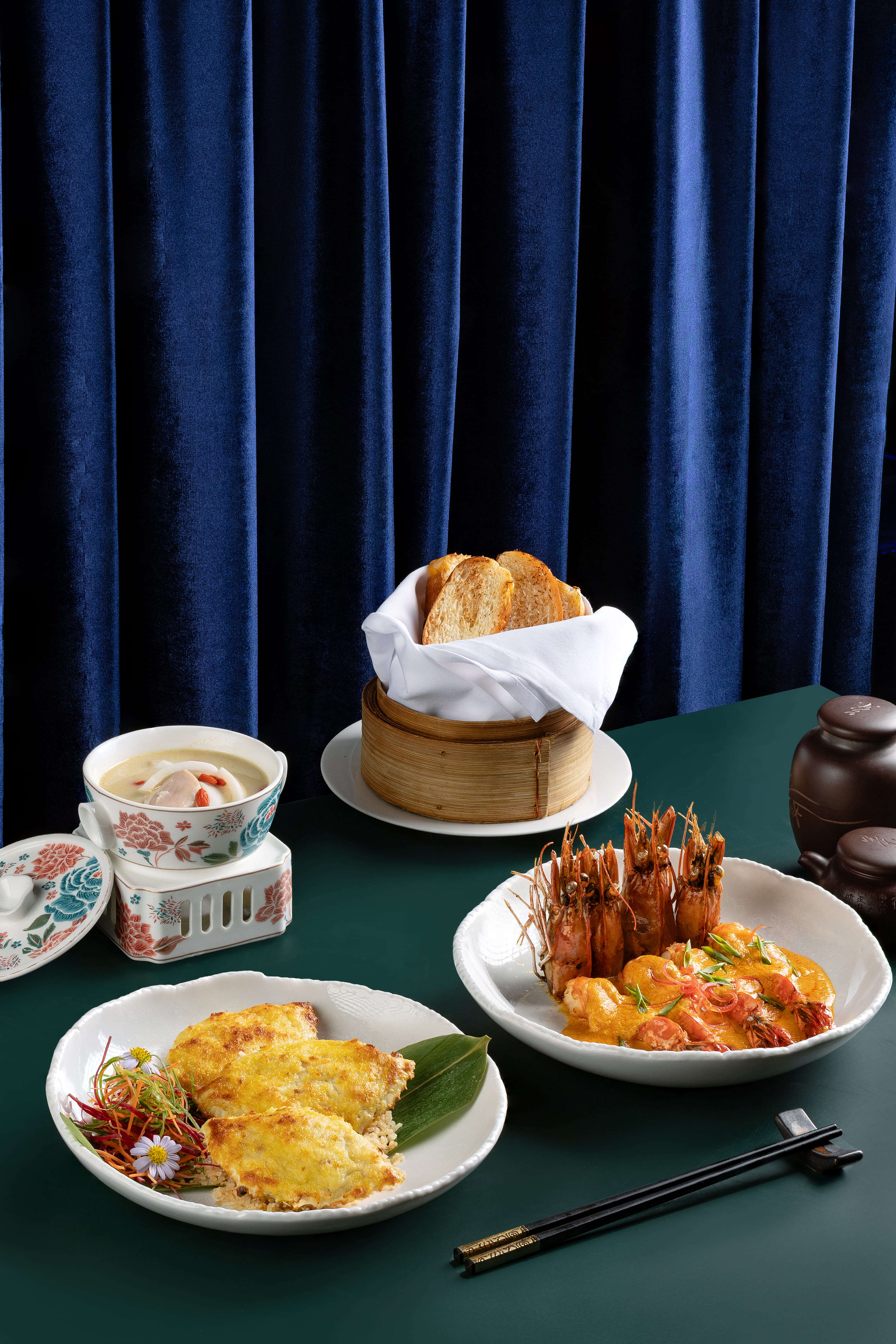 Banyan Tree Bangkok Bai Yun 4-hand Ala Carte